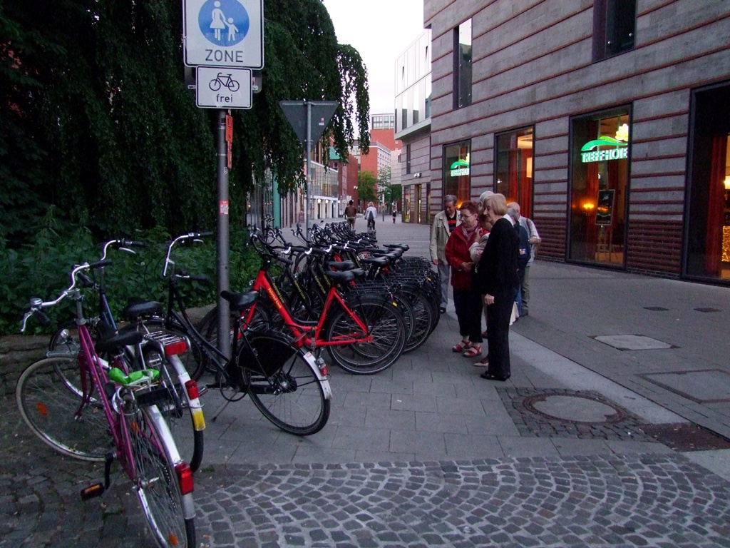 Allez, choisissez votre vélo nous allons faire une balade dans Münster…