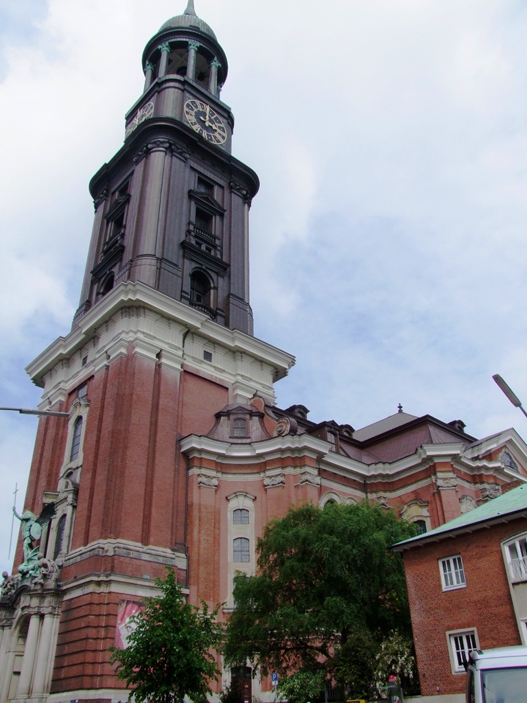 L’eglise protestante Saint Michel, sa tour est un symbôle de Hambourg.