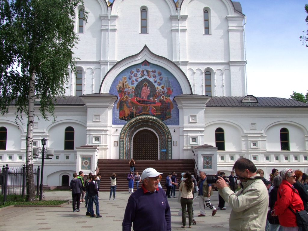L’entrée au monstère de la Transfiguration, Yaroslavl