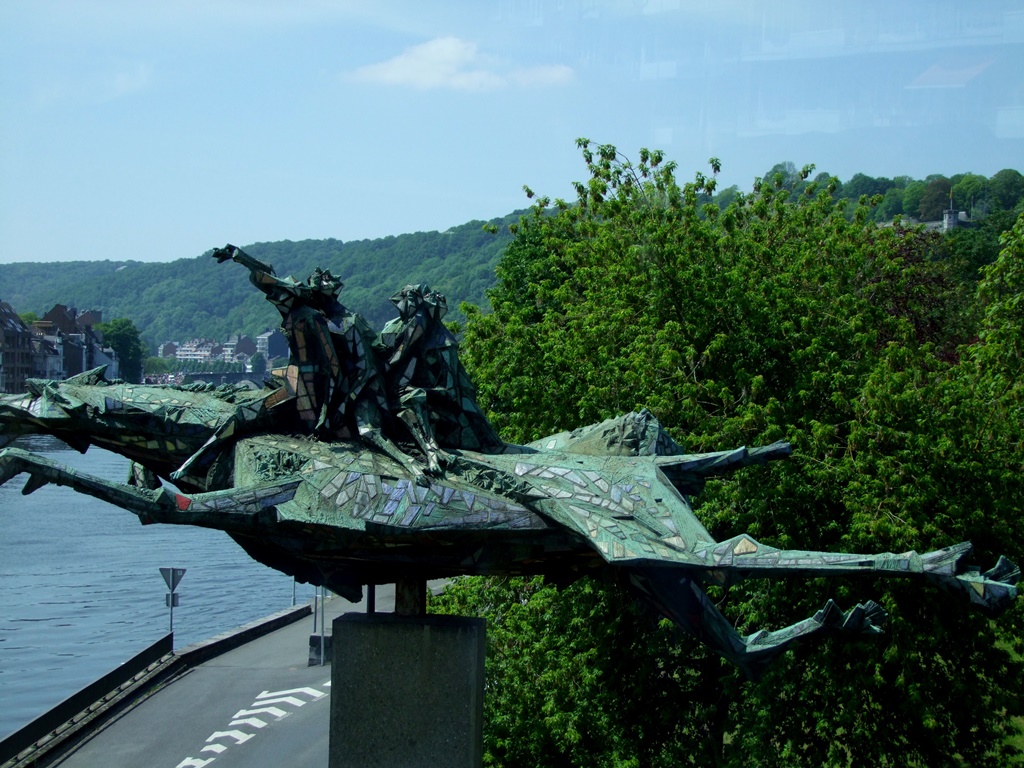 Statue de quatre frères Aymon et le cheval Bayard à Namur