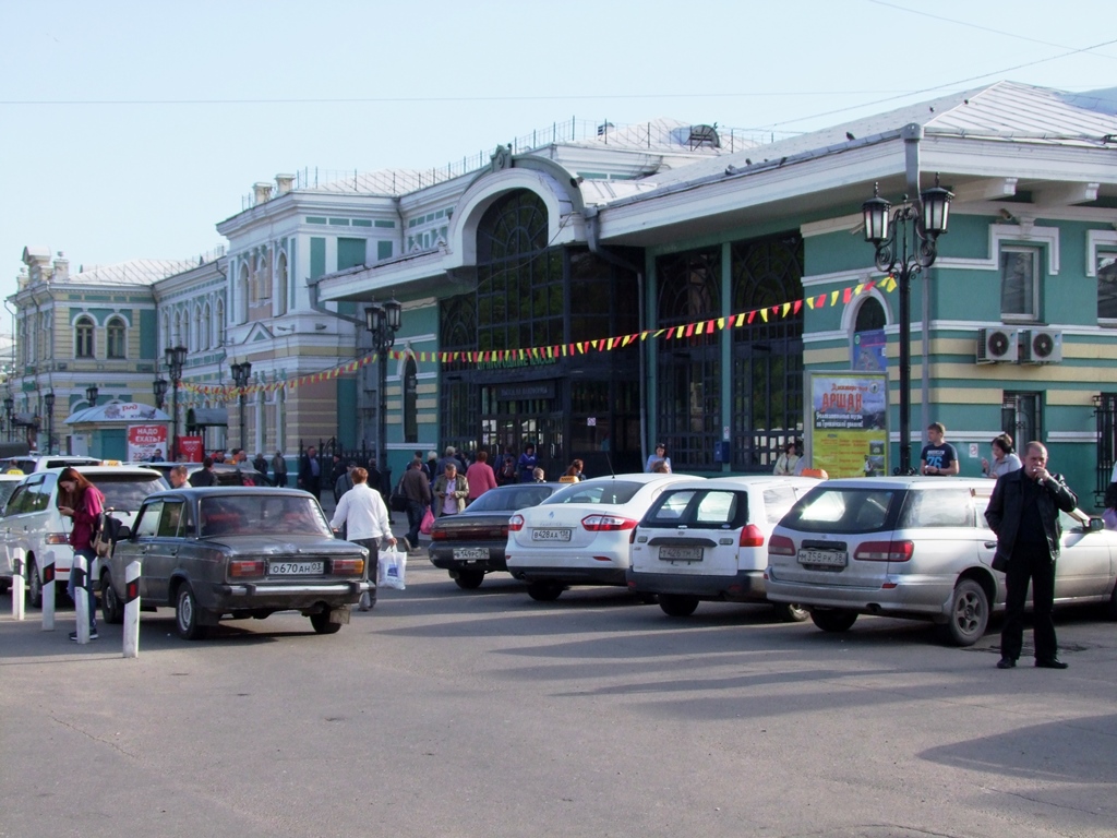 L’arrivée à la gare d’Irkoutsk.