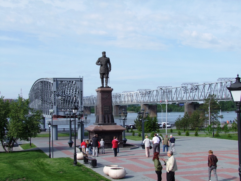 Le monument érrigé à l’honneur d’Alexandre III.