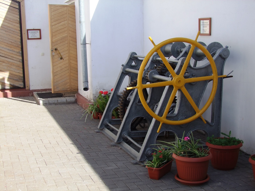 Les premières machines del’usine d’armement.