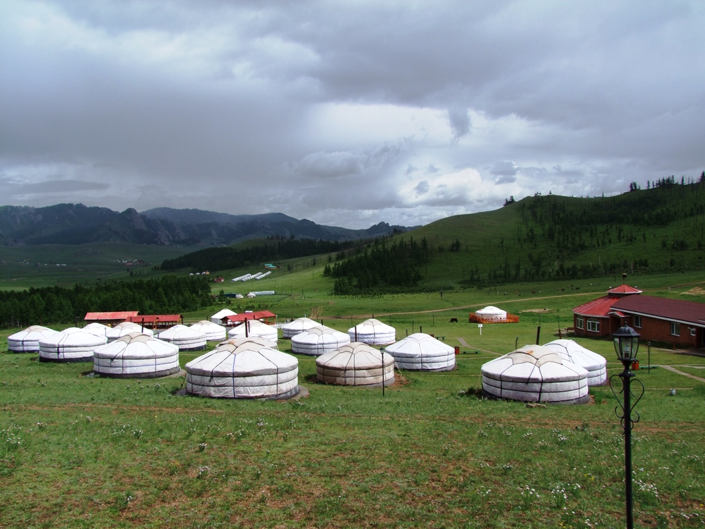 Magnifique paysage depuis campement de yourtes.