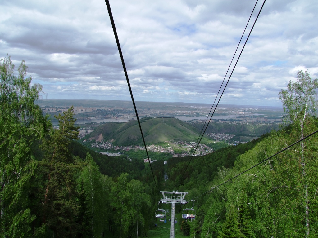 On monte et descend en funiculaire.