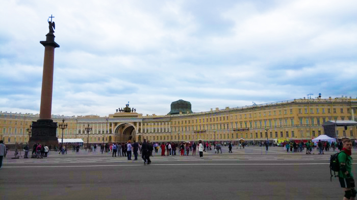 Saint-petersbourg9-700×393